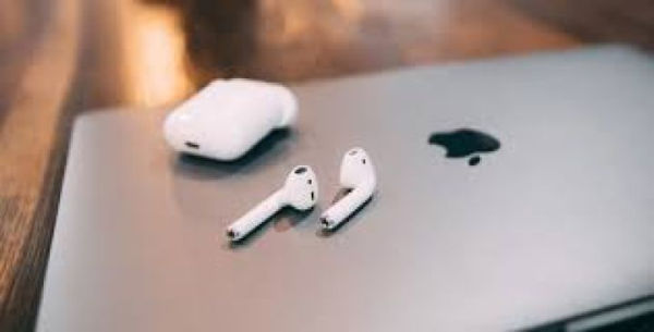 ukrayna-etrafindaki-veziyyet-apple-i-vurdu